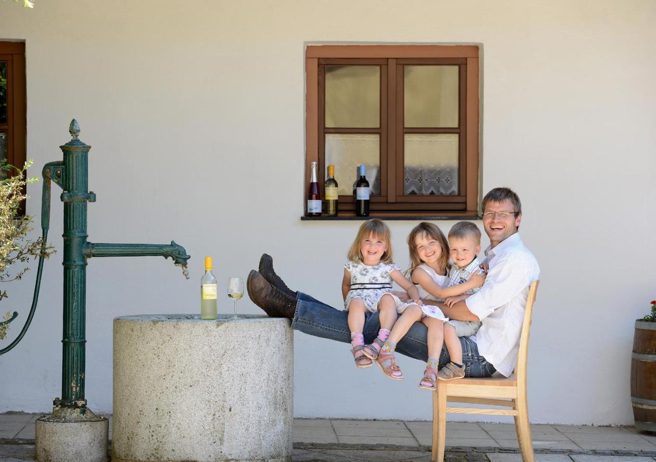 Ferienwohnung Weinkutscher Obermixnitz Экстерьер фото